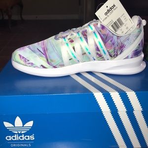 Brand New Adidas SL Loop Racer Size 9